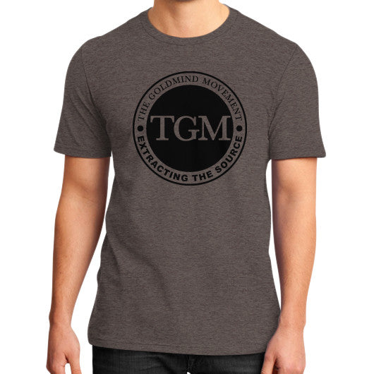 District T-Shirt (on man) Heather brown dipi